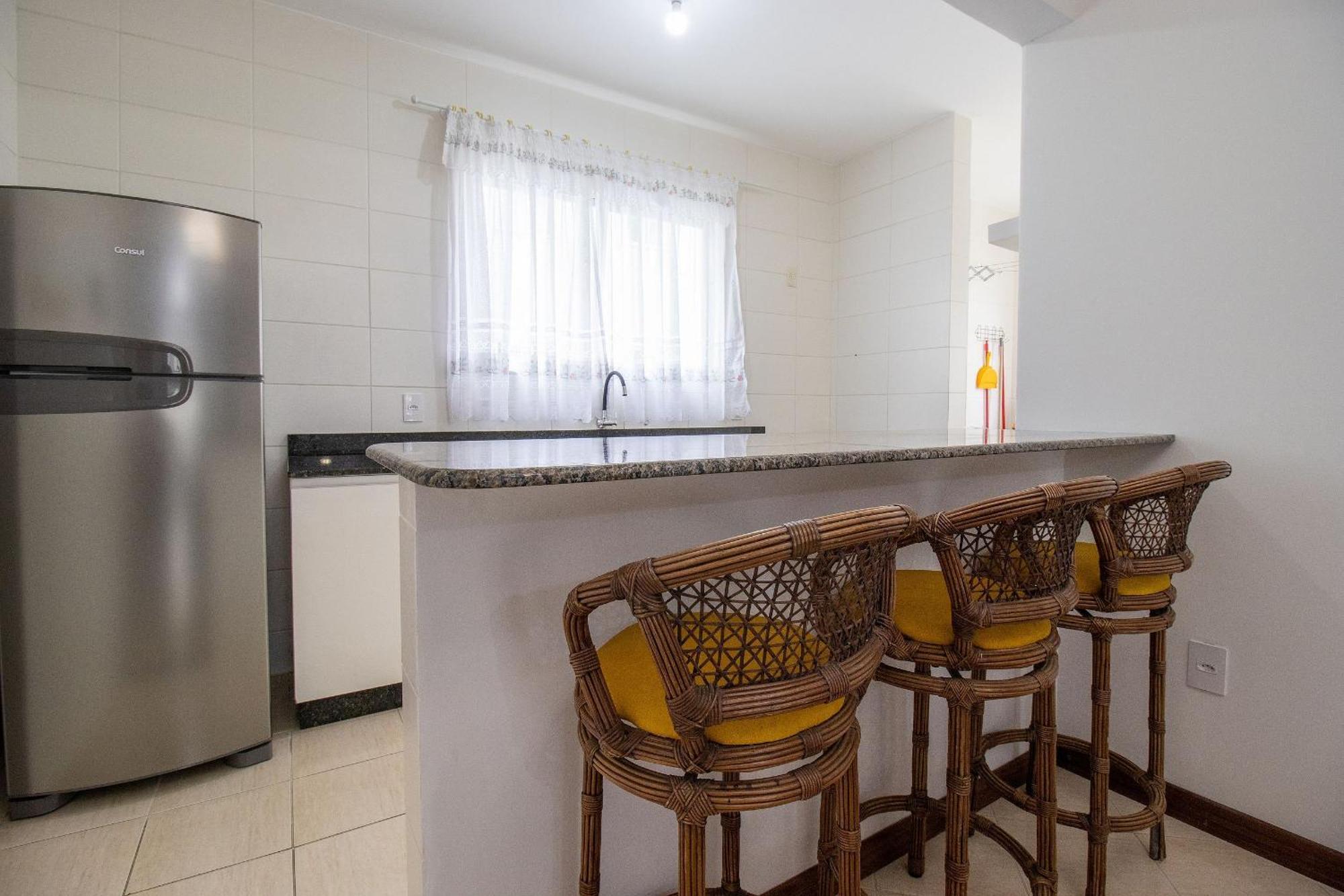 Mnt51 - Churrasq, Climatizado, 2 Dorm, Garagem Apartamento *